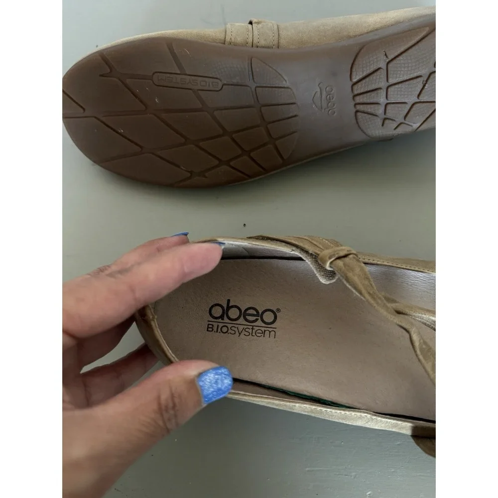 Abeo Talia Mary Jane's Women's Beige Tan Cross Strap Casual Shoes Size 10N